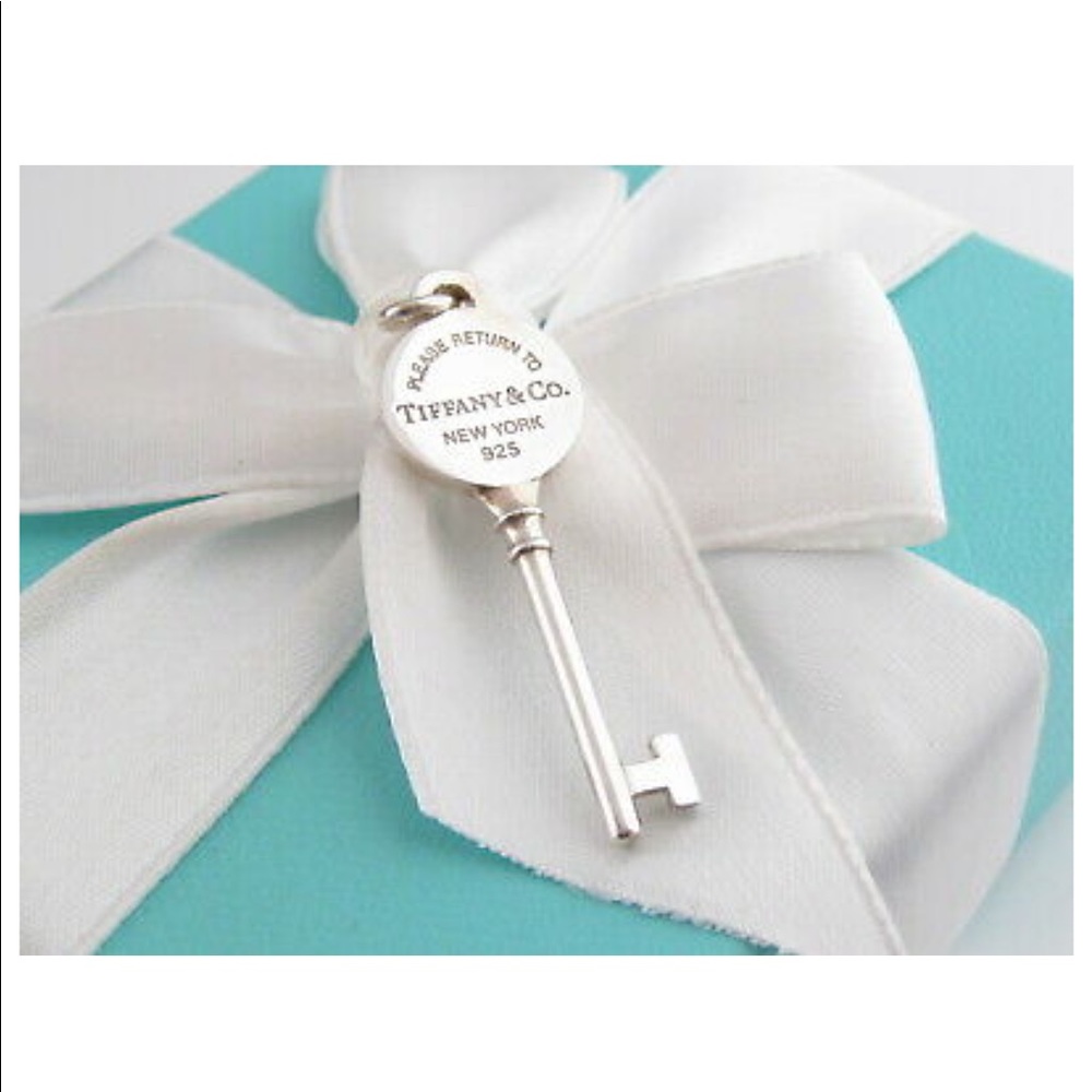 Tiffany & Co Rnd Key Return To Tiffany Necklace